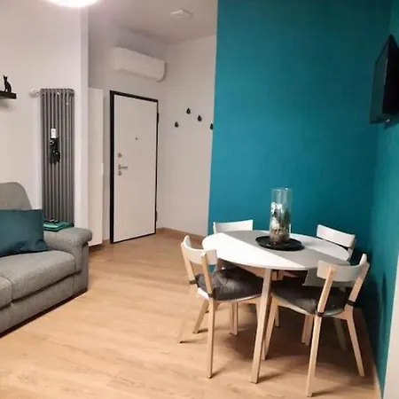 Sara's Apartment *